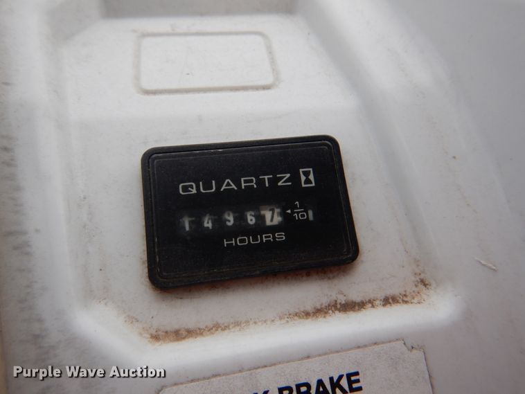 image for item DL0641 2011 Bobcat 3400GC  utility vehicle