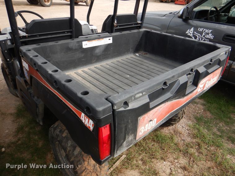 image for item DL0641 2011 Bobcat 3400GC  utility vehicle
