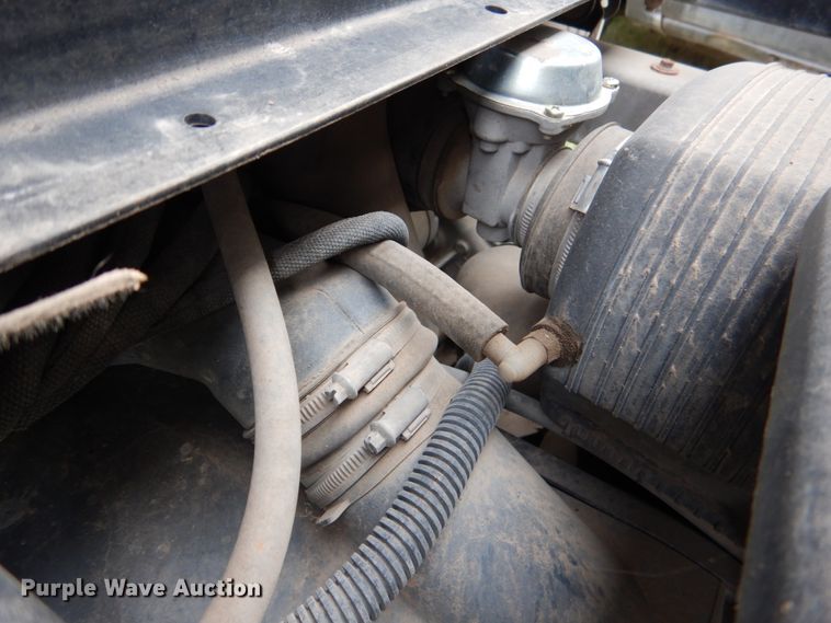 image for item DL0641 2011 Bobcat 3400GC  utility vehicle