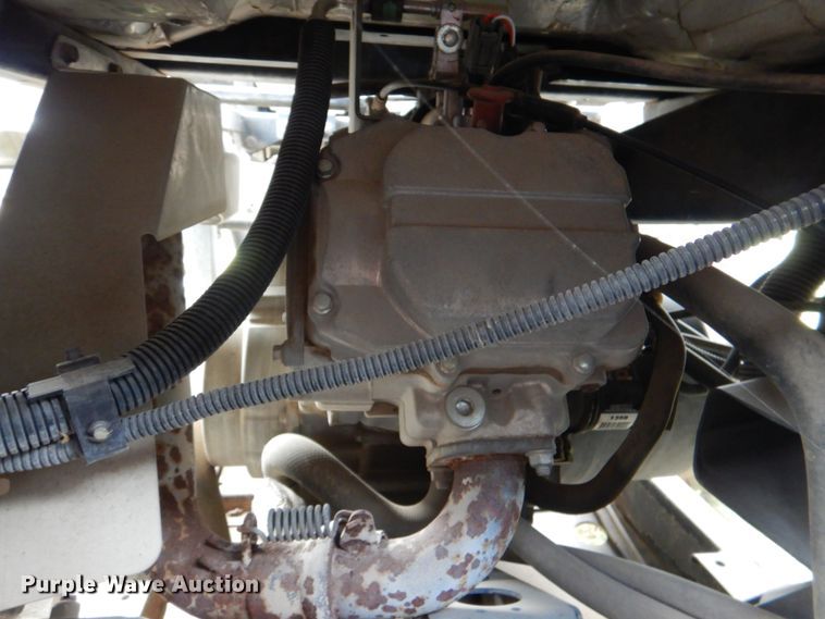 image for item DL0641 2011 Bobcat 3400GC  utility vehicle