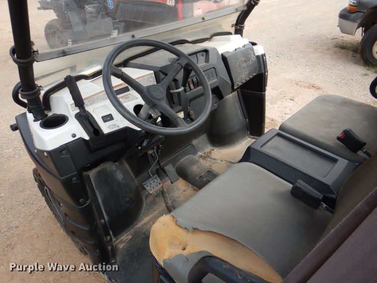 image for item DL0642 2012 Bobcat 3400GC  utility vehicle