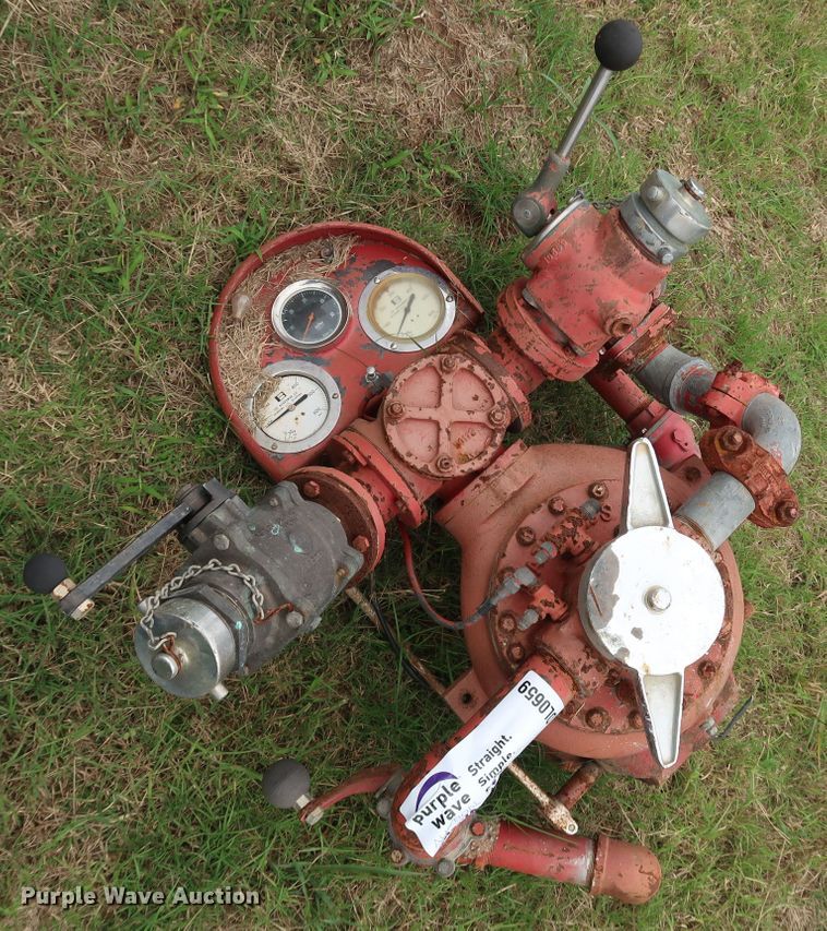 image for item DL0659 Waterous pump