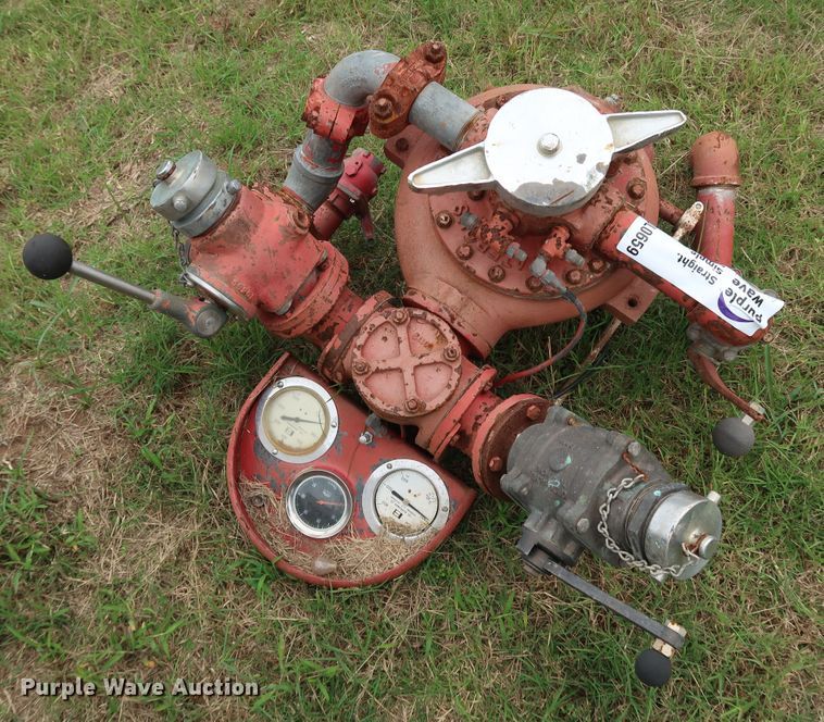 image for item DL0659 Waterous pump