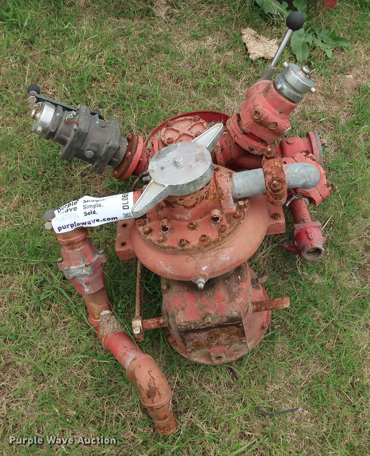 image for item DL0659 Waterous pump