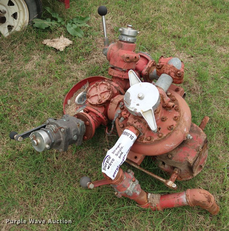 image for item DL0659 Waterous pump