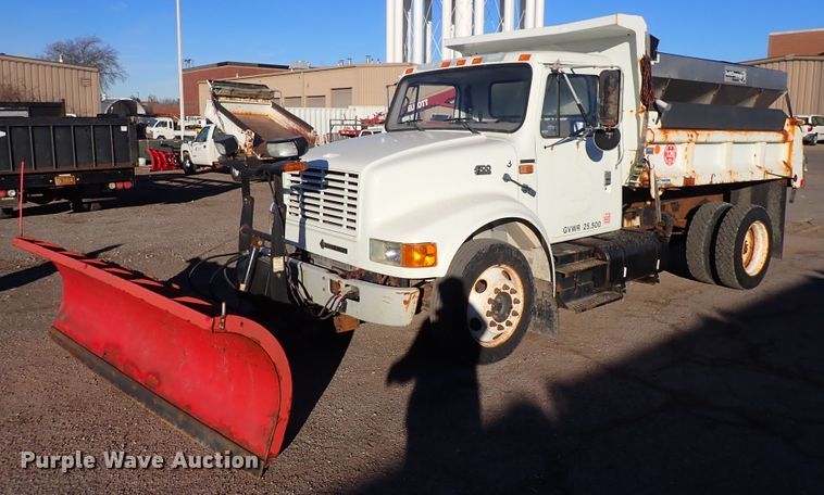 image for item DN2454 2002 International 4700  dump truck