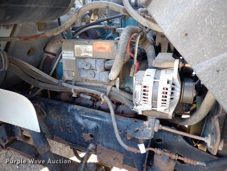 image for item DN2454 2002 International 4700  dump truck