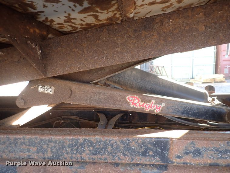 image for item DN2454 2002 International 4700  dump truck