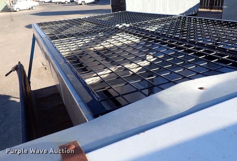 image for item DN2454 2002 International 4700  dump truck