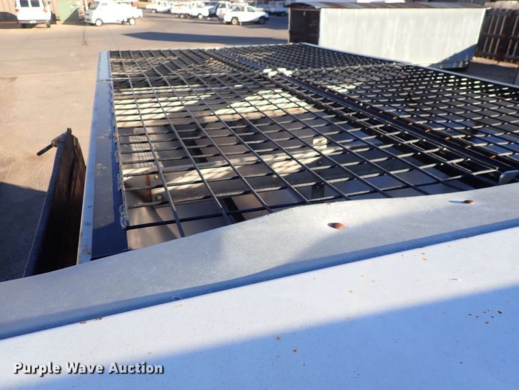 image for item DN2454 2002 International 4700  dump truck