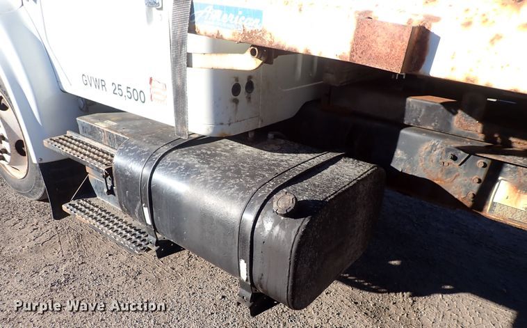 image for item DN2454 2002 International 4700  dump truck