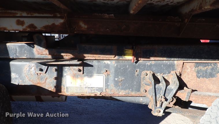 image for item DN2454 2002 International 4700  dump truck