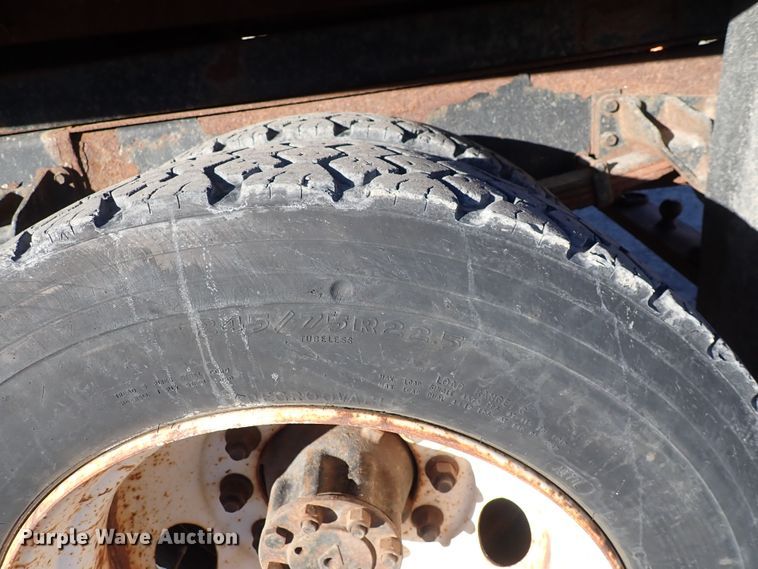 image for item DN2454 2002 International 4700  dump truck