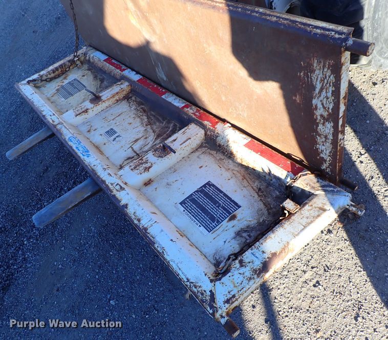 image for item DN2454 2002 International 4700  dump truck