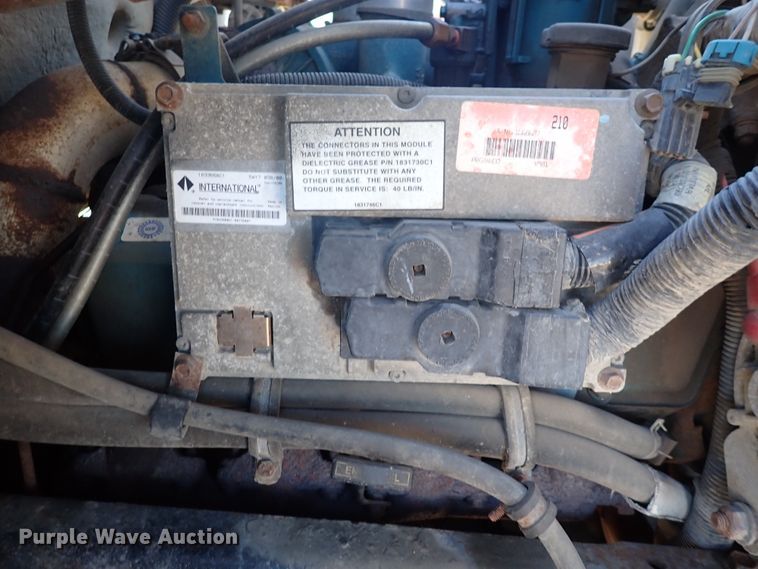 image for item DN2455 2002 International 4700  dump truck