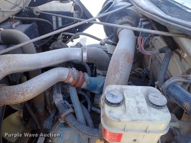 image for item DN2455 2002 International 4700  dump truck