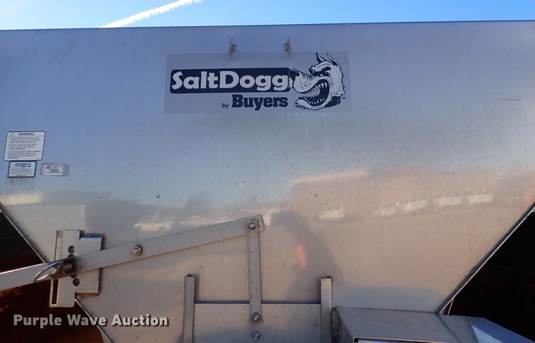 image for item DN2455 2002 International 4700  dump truck