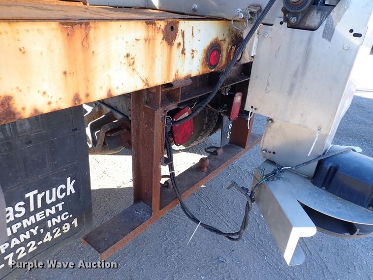 image for item DN2455 2002 International 4700  dump truck