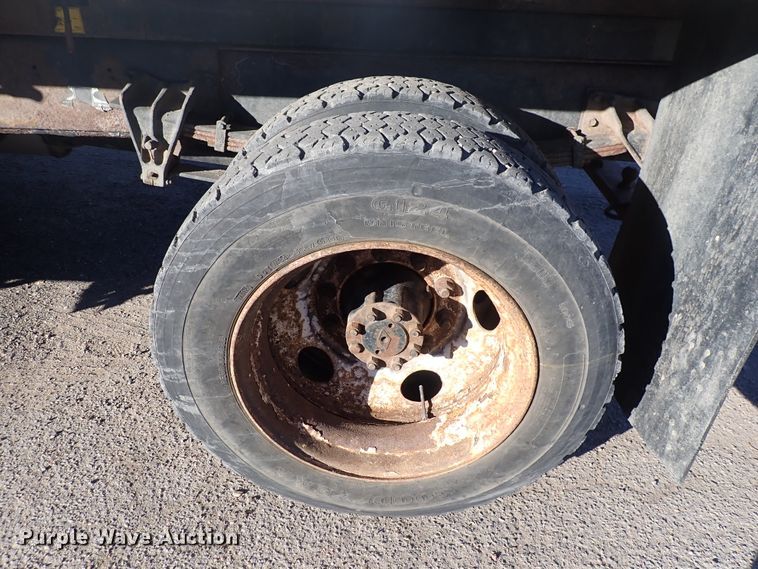 image for item DN2455 2002 International 4700  dump truck