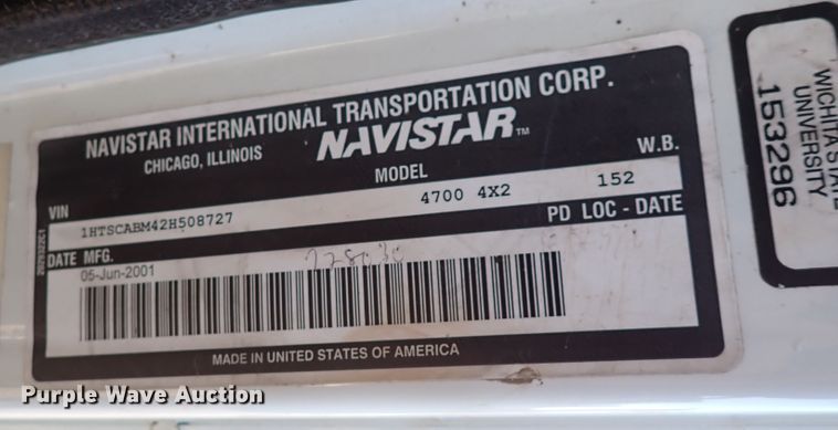 image for item DN2455 2002 International 4700  dump truck