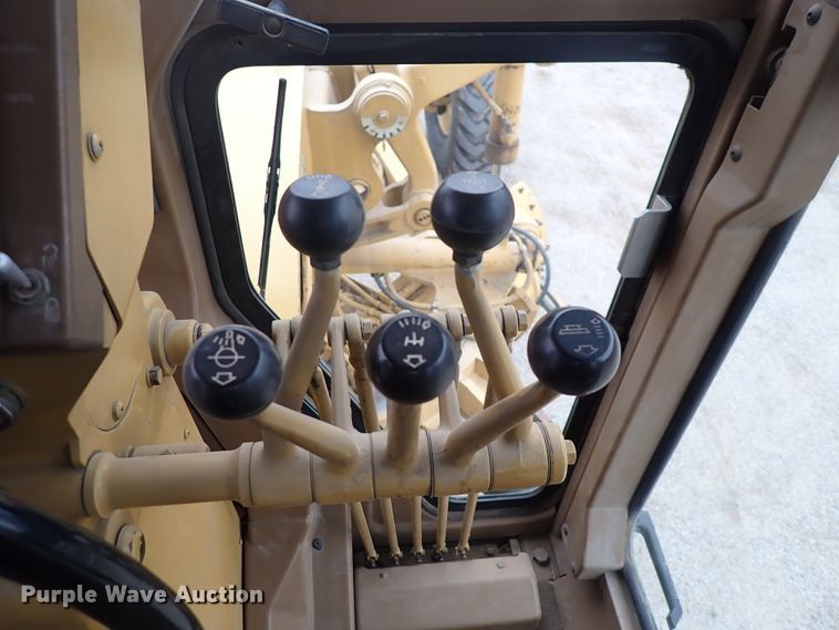 image for item DN2475 1986 Caterpillar 120G  motor grader