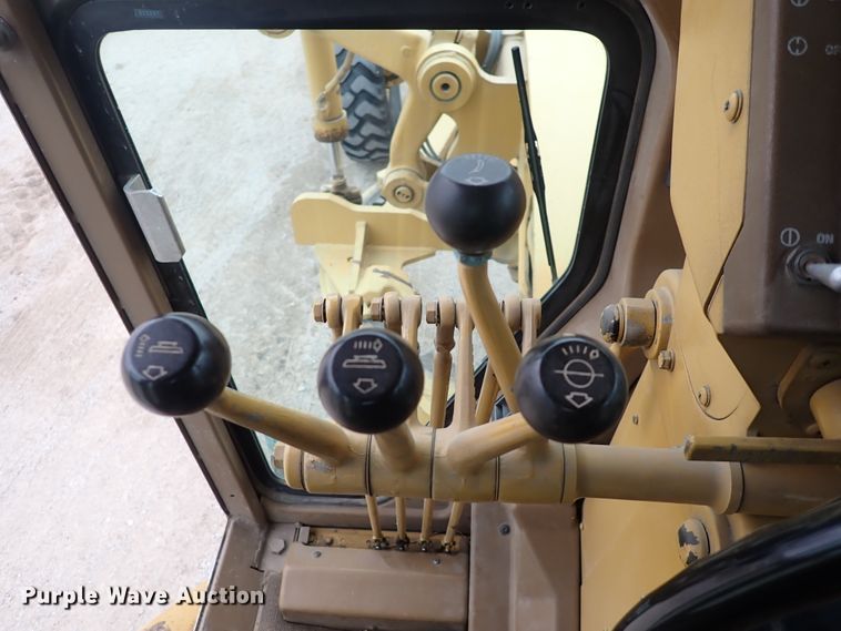 image for item DN2475 1986 Caterpillar 120G  motor grader