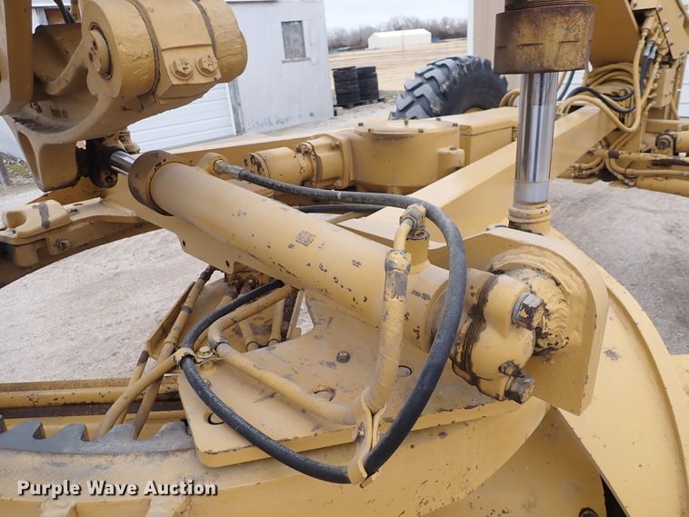 image for item DN2475 1986 Caterpillar 120G  motor grader