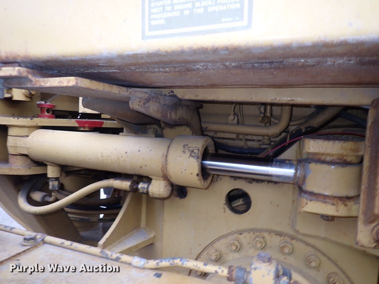 image for item DN2475 1986 Caterpillar 120G  motor grader