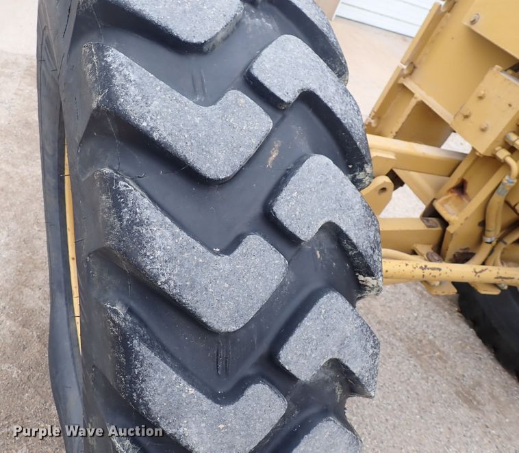 image for item DN2475 1986 Caterpillar 120G  motor grader