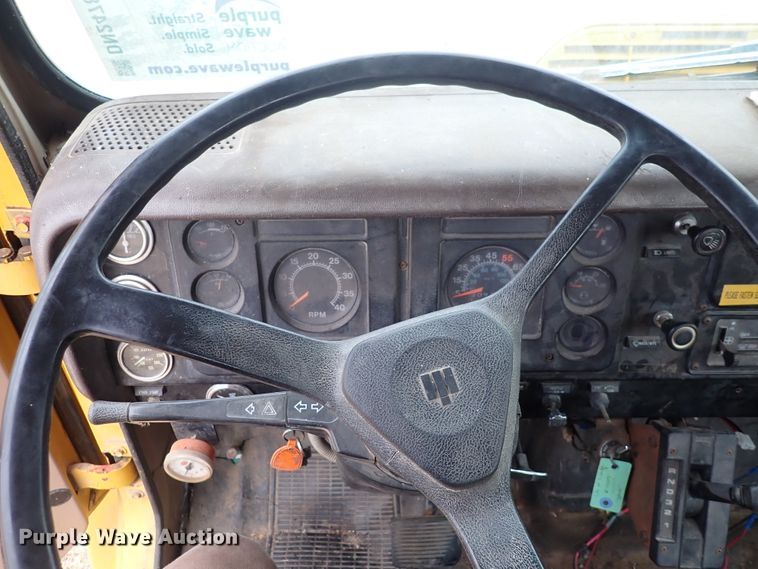 image for item DN2478 1981 International 1754  water truck