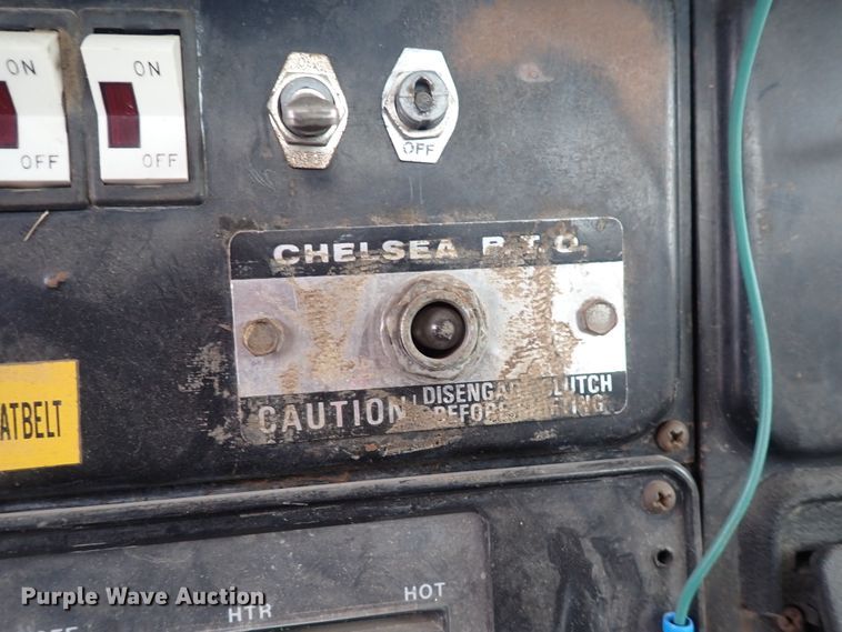 image for item DN2478 1981 International 1754  water truck