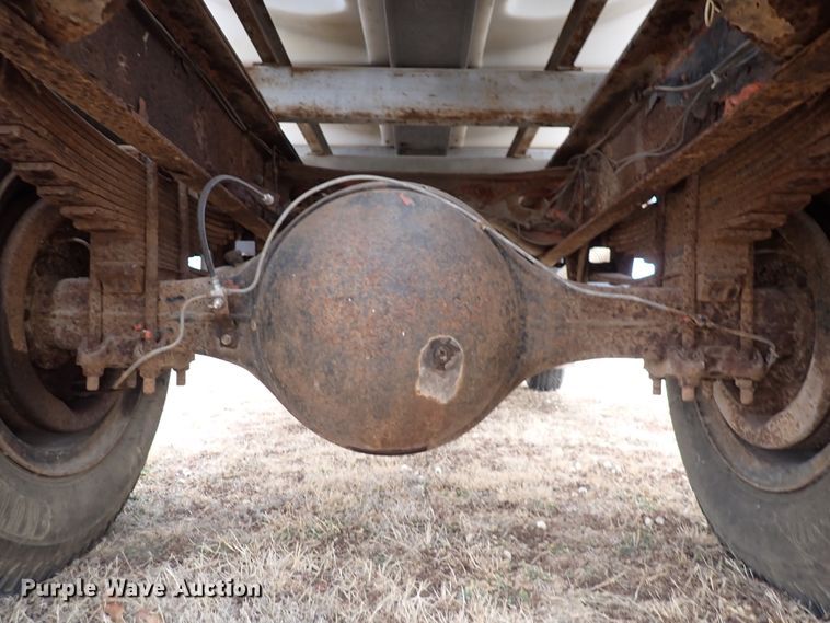 image for item DN2478 1981 International 1754  water truck