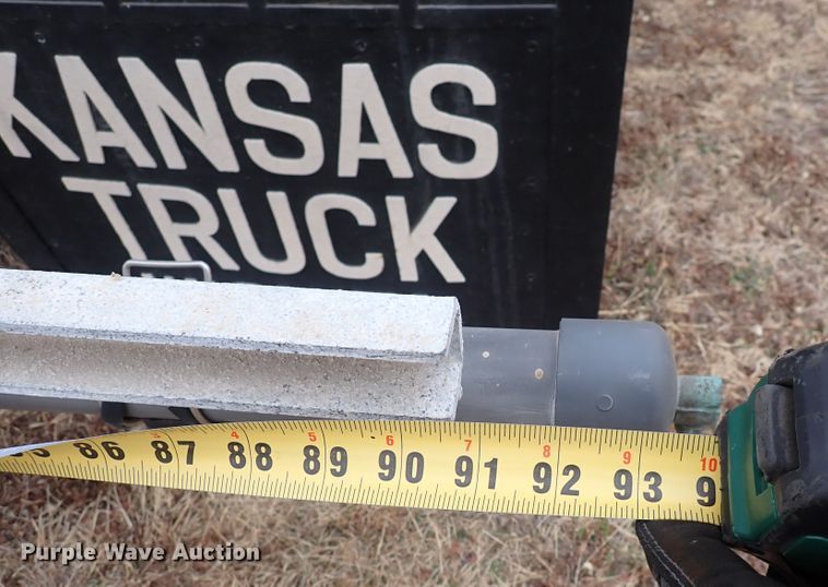 image for item DN2478 1981 International 1754  water truck