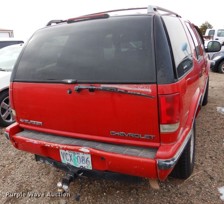 image for item DR1084 1996 Chevrolet Blazer  SUV