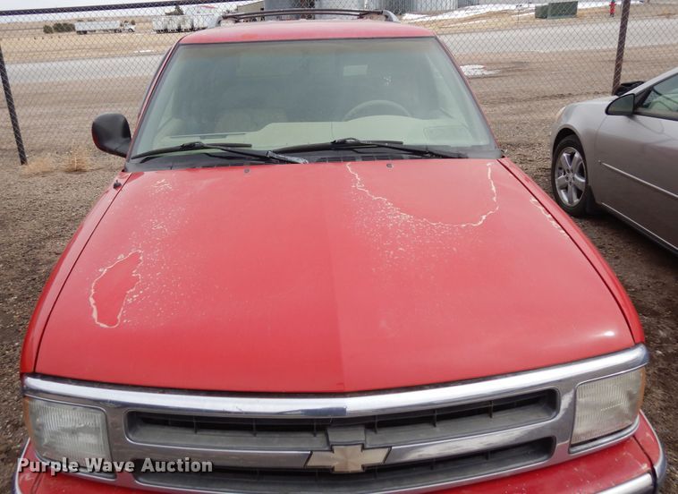 image for item DR1084 1996 Chevrolet Blazer  SUV