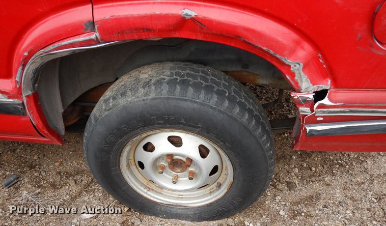 image for item DR1084 1996 Chevrolet Blazer  SUV