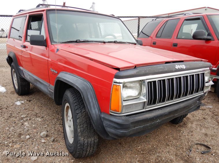 image for item DR1085 1996 Jeep Cherokee  SUV