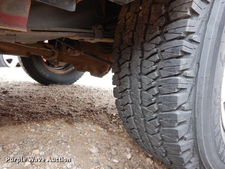 image for item DR1085 1996 Jeep Cherokee  SUV