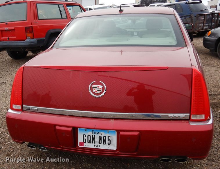 image for item DR1086 2007 Cadillac DTS