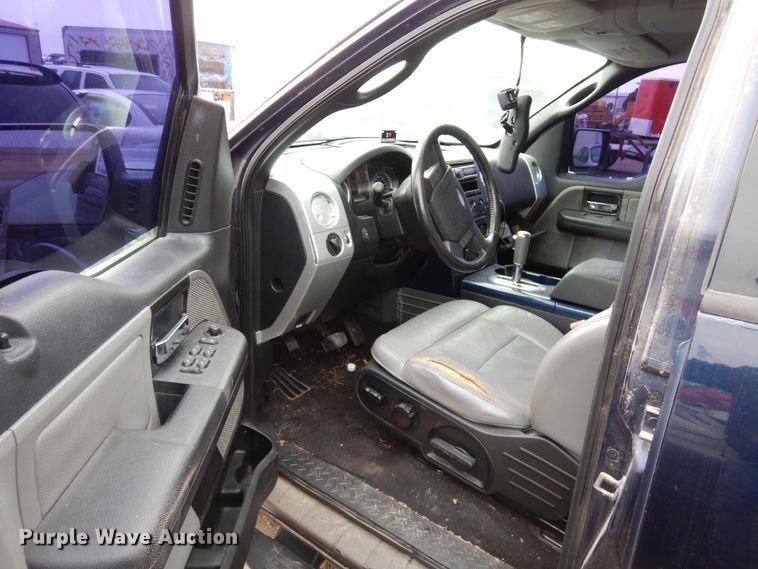 image for item DR1087 2004 Ford F150  SuperCrew pickup truck