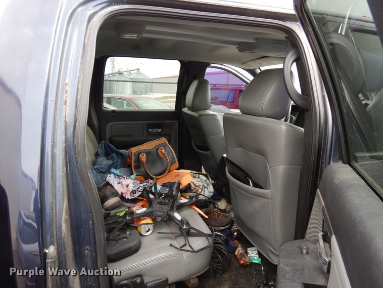 image for item DR1087 2004 Ford F150  SuperCrew pickup truck