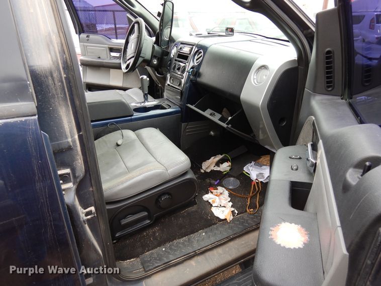 image for item DR1087 2004 Ford F150  SuperCrew pickup truck