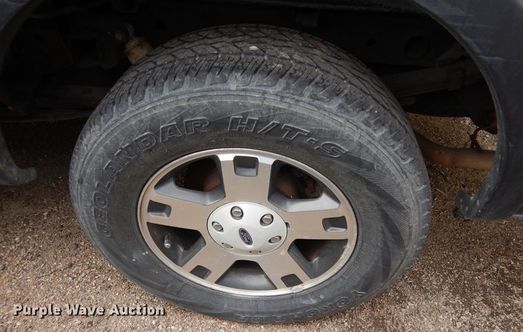 image for item DR1087 2004 Ford F150  SuperCrew pickup truck