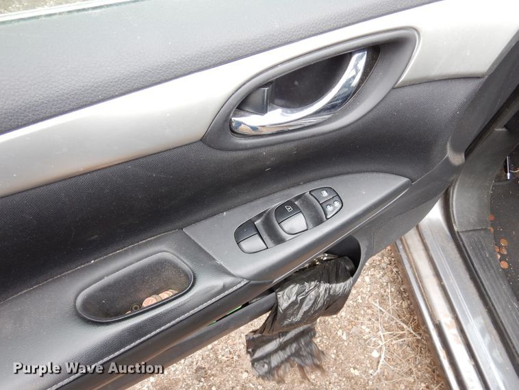 image for item DR1089 2019 Nissan Sentra