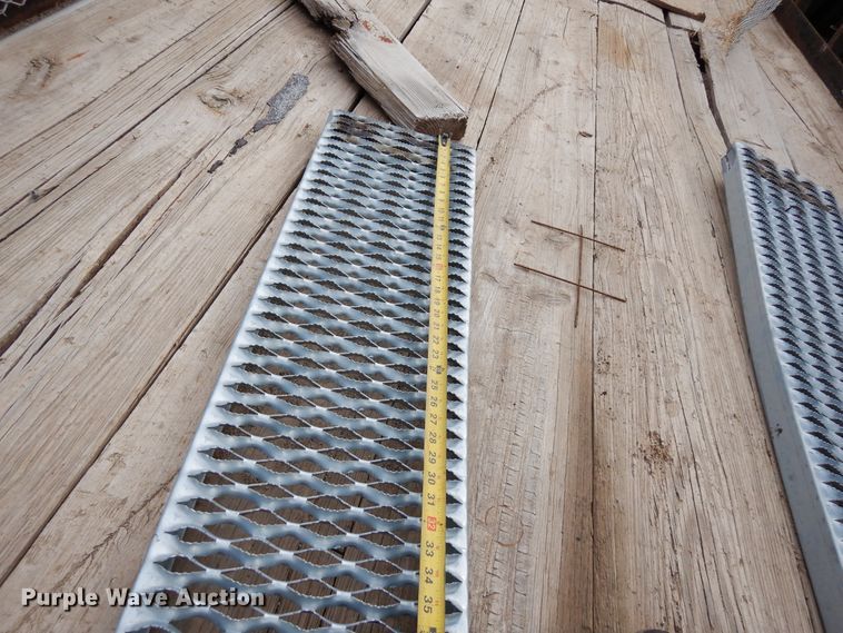 image for item DR1091 1998 Az-Tex  utility trailer