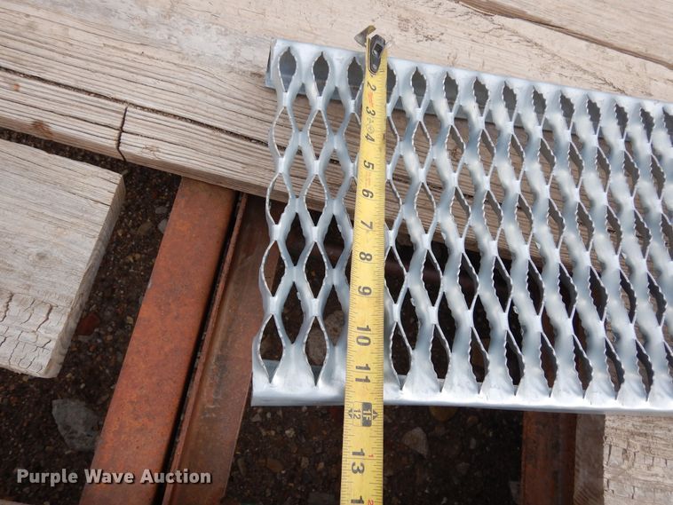 image for item DR1091 1998 Az-Tex  utility trailer