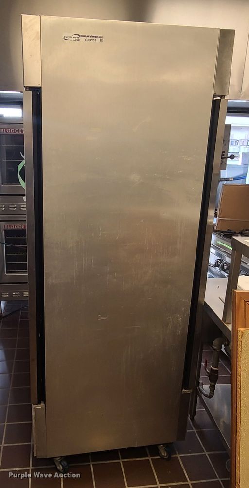 image for item GB9202 True  refrigerator