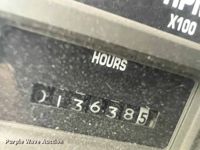 image for item ID9645 2002 International 4800  digger derrick truck