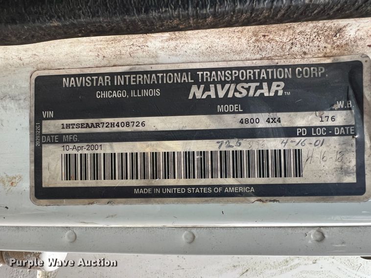 image for item ID9645 2002 International 4800  digger derrick truck
