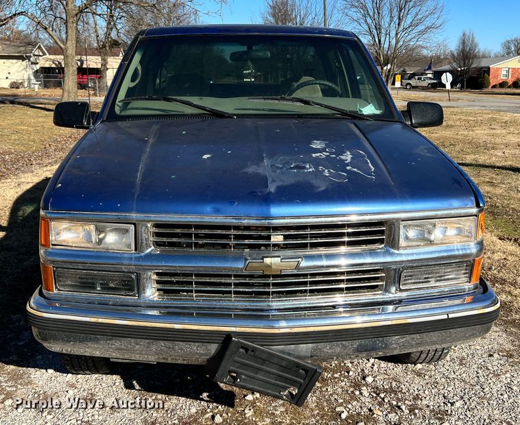 image for item ID9652 1997 Chevrolet C1500  Ext. Cab pickup truck